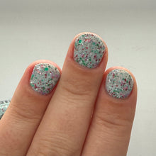 Load image into Gallery viewer, Merry Mint